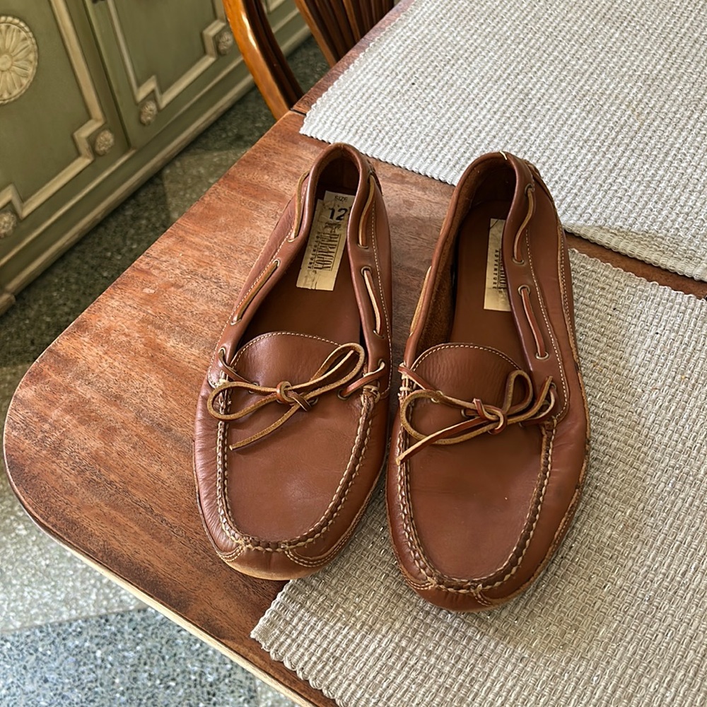 Shoes great condition size 12